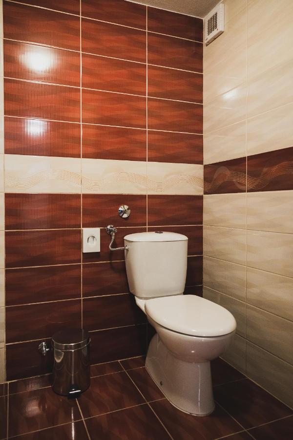 Soba I Apartman Dula Ogulin Exterior photo